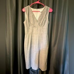 EUC. Banana Republic Wool Gray Work Dress. Size 2P.